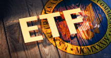 仮想通貨ビットコインETF申請2社 可否判断延期｜影響を専門家が解説